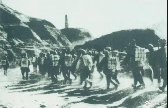 1947年3月19日，西北野戰(zhàn)軍撤離延安，進(jìn)行戰(zhàn)略轉(zhuǎn)移。