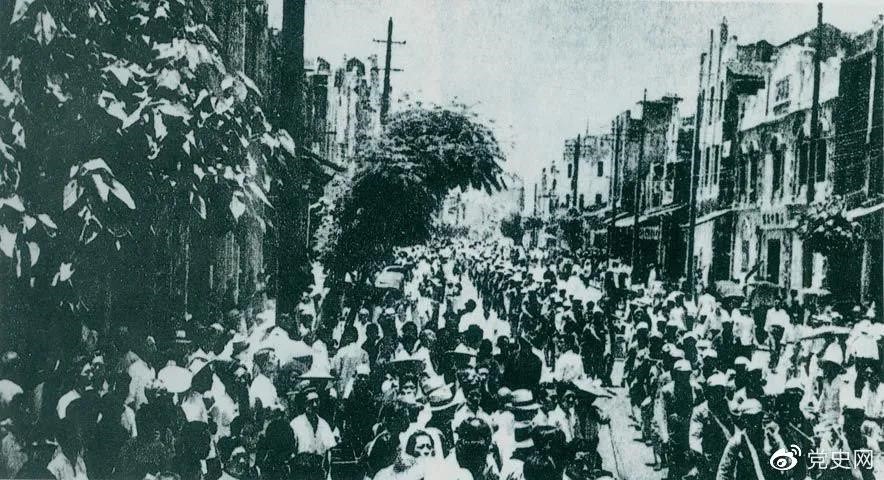 1949年5月22日，第二野戰(zhàn)軍解放南昌。