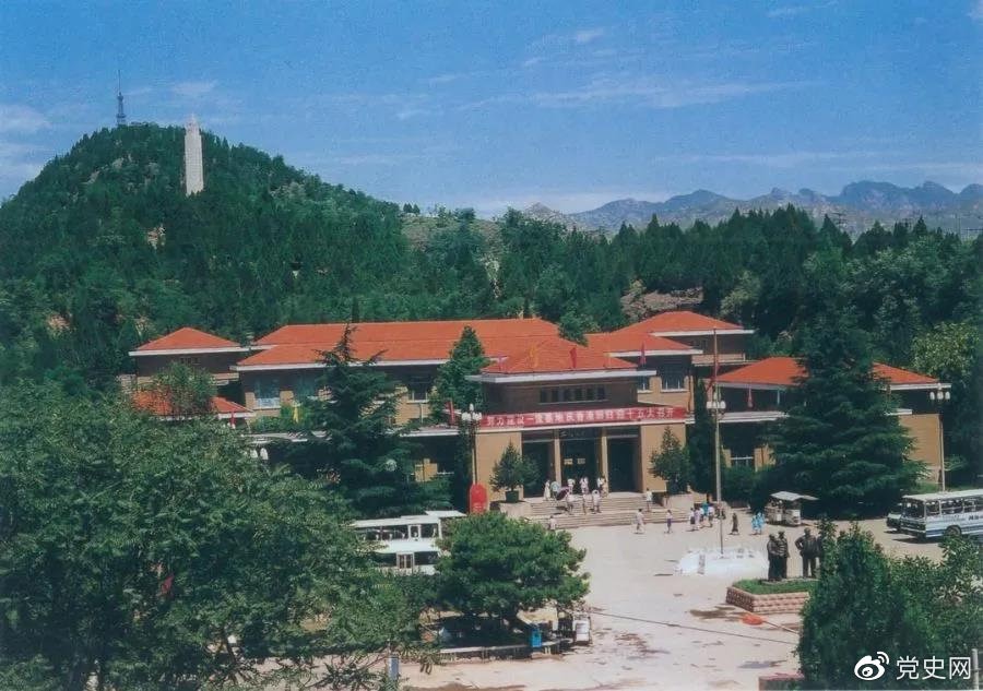 1978年5月26日，西柏坡中共中央舊址和紀(jì)念館同時(shí)對(duì)外開放。